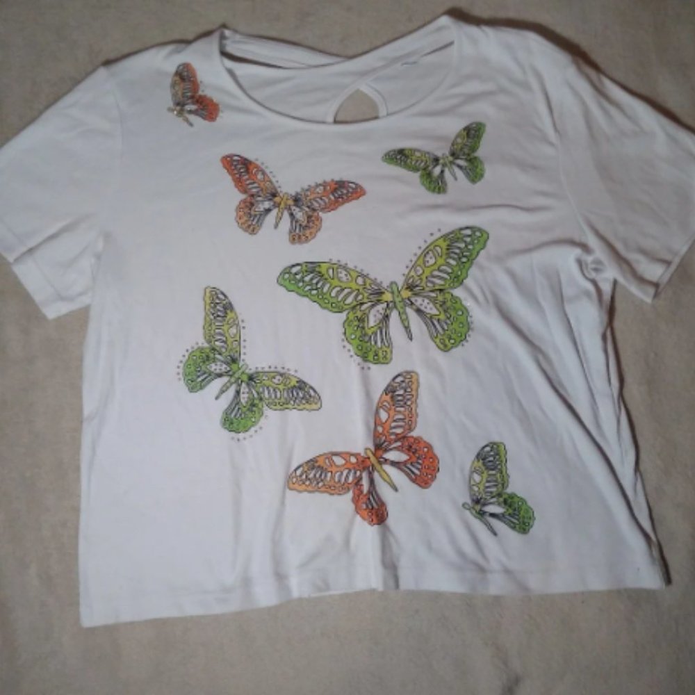Women's Butterfly Top - White New Condition Sz XL